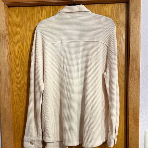 Doe & Rae Cream Button-Up Shirt - Picture 3 of 3